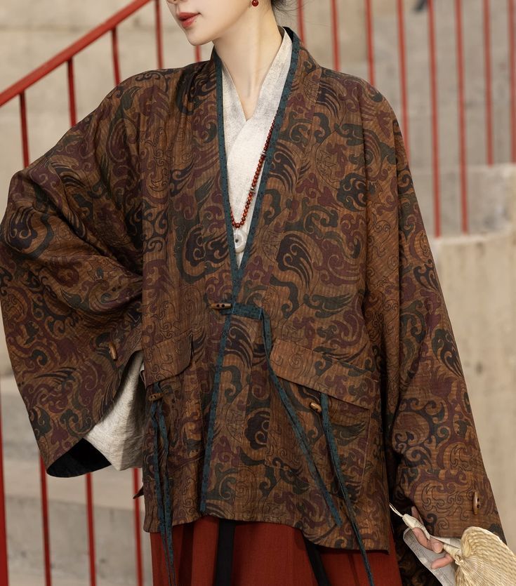 Traditional Chinese Womens Clothing for Baby Girls:A Cultural Journey