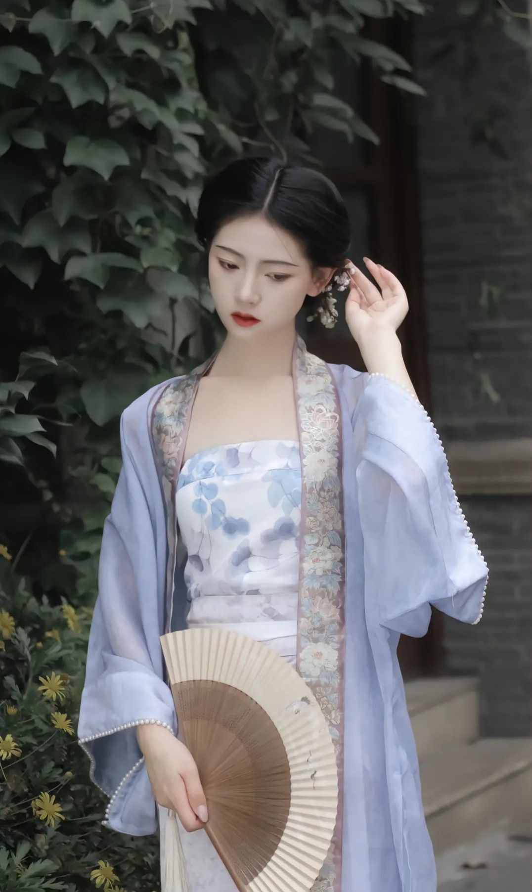 The Evolution of Hanfu Undergarments:Exploring the World of Traditional Chinese Base Layers The Evolution of Hanfu Undergarments:Exploring the World of Traditional Chinese Base Layers