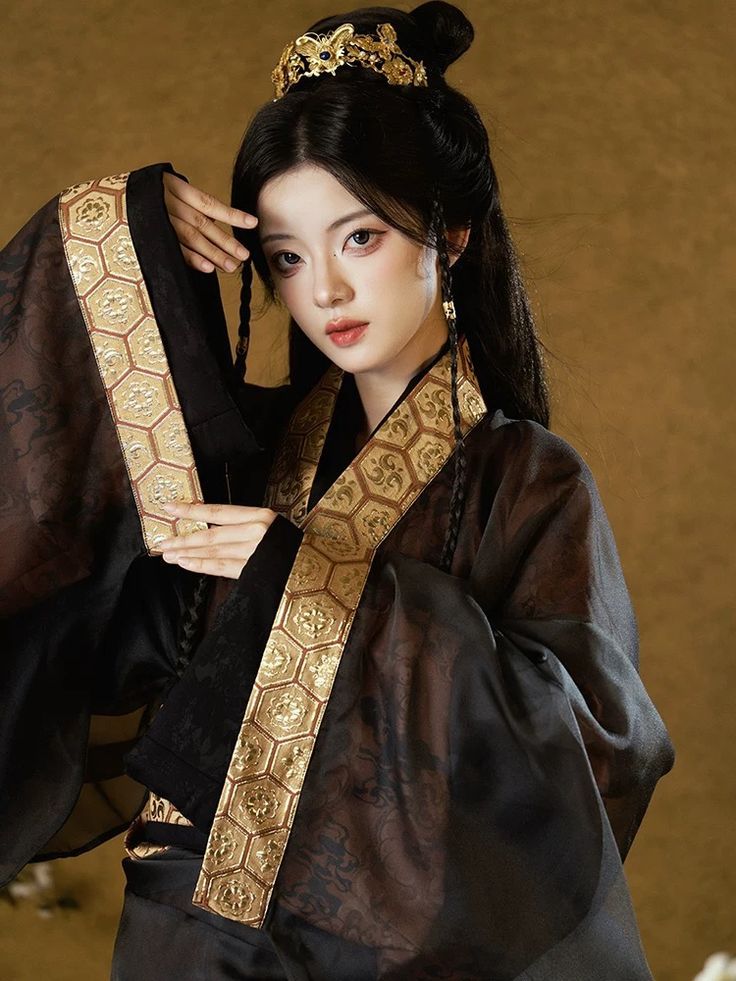 Embracing Summer with Enhanced Cheongsam Two-Piece Sets