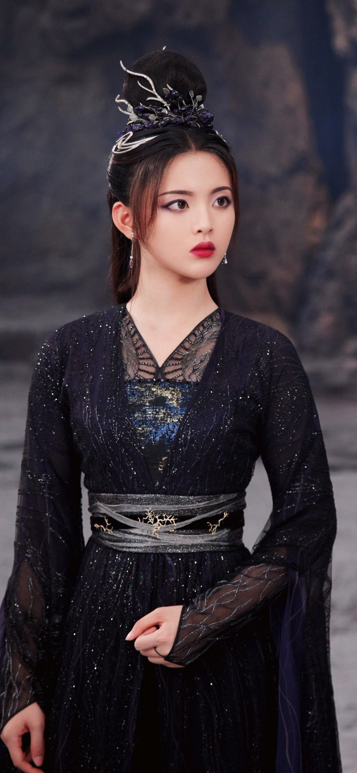 Summer Style with Cheongsam and Open Cardigan:A Blend of Elegance and Comfort