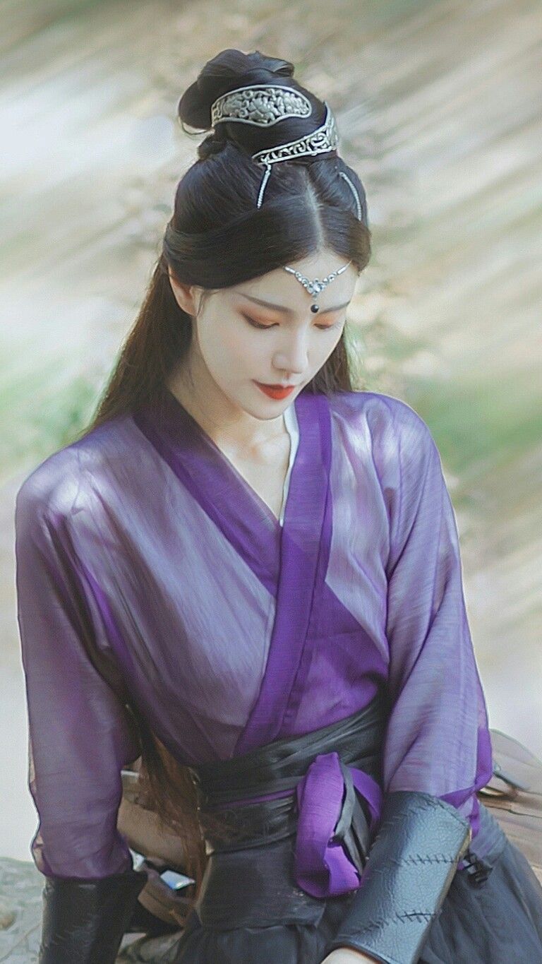 The Cultural Significance of the Ma-Face Skirt and the Hidden Charm of its Hanfu Inner Trousers