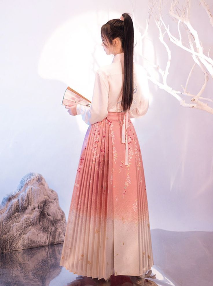 Traditional Chinese Hair Buns:A Complete Guide to Ancient Costume Hairstyles