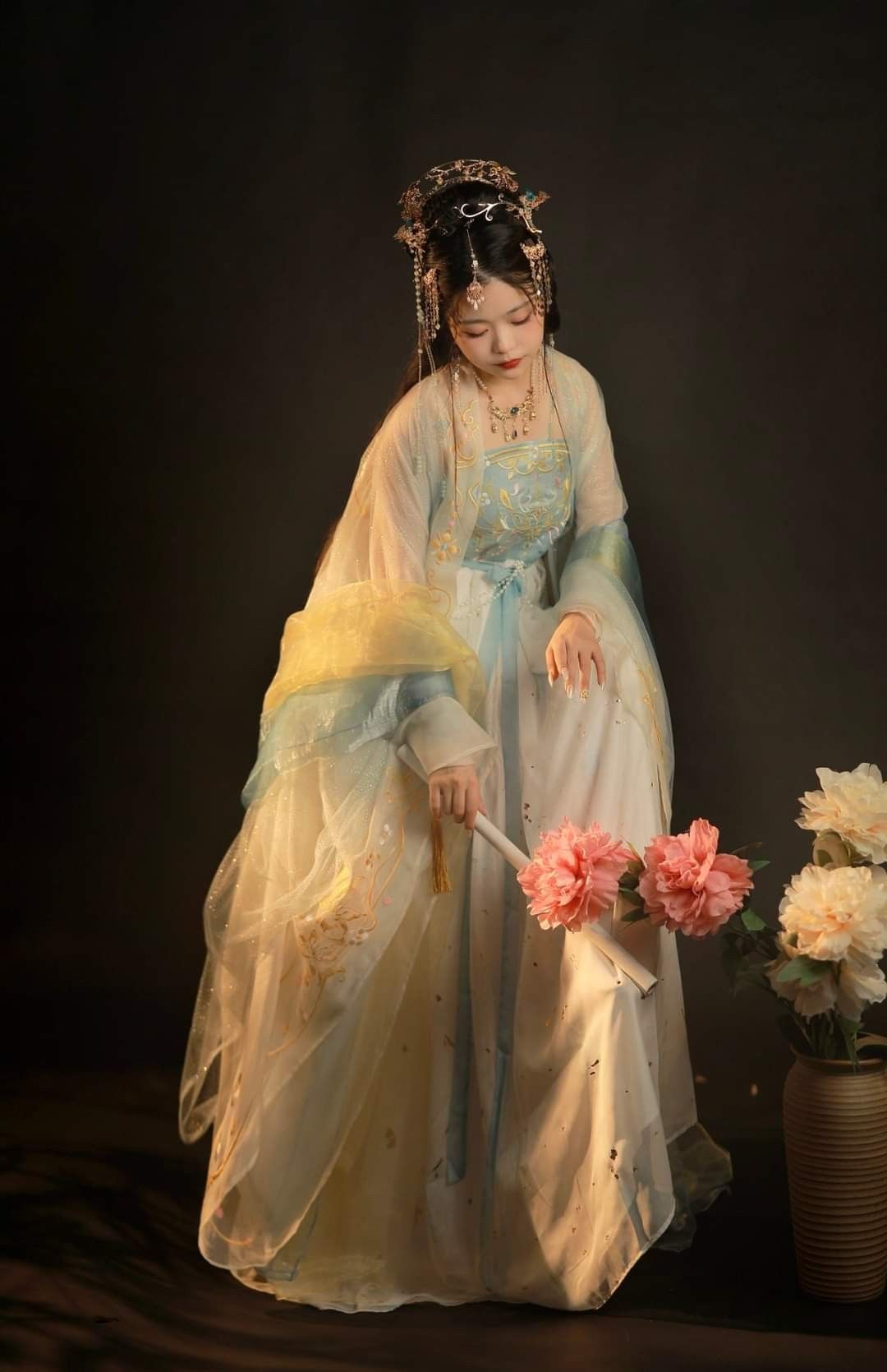 The Elegance of a Black Cheongsam Dress