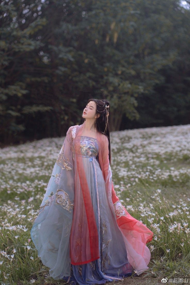 Slimming Style with a Horseface Skirt in Autumn and Winter