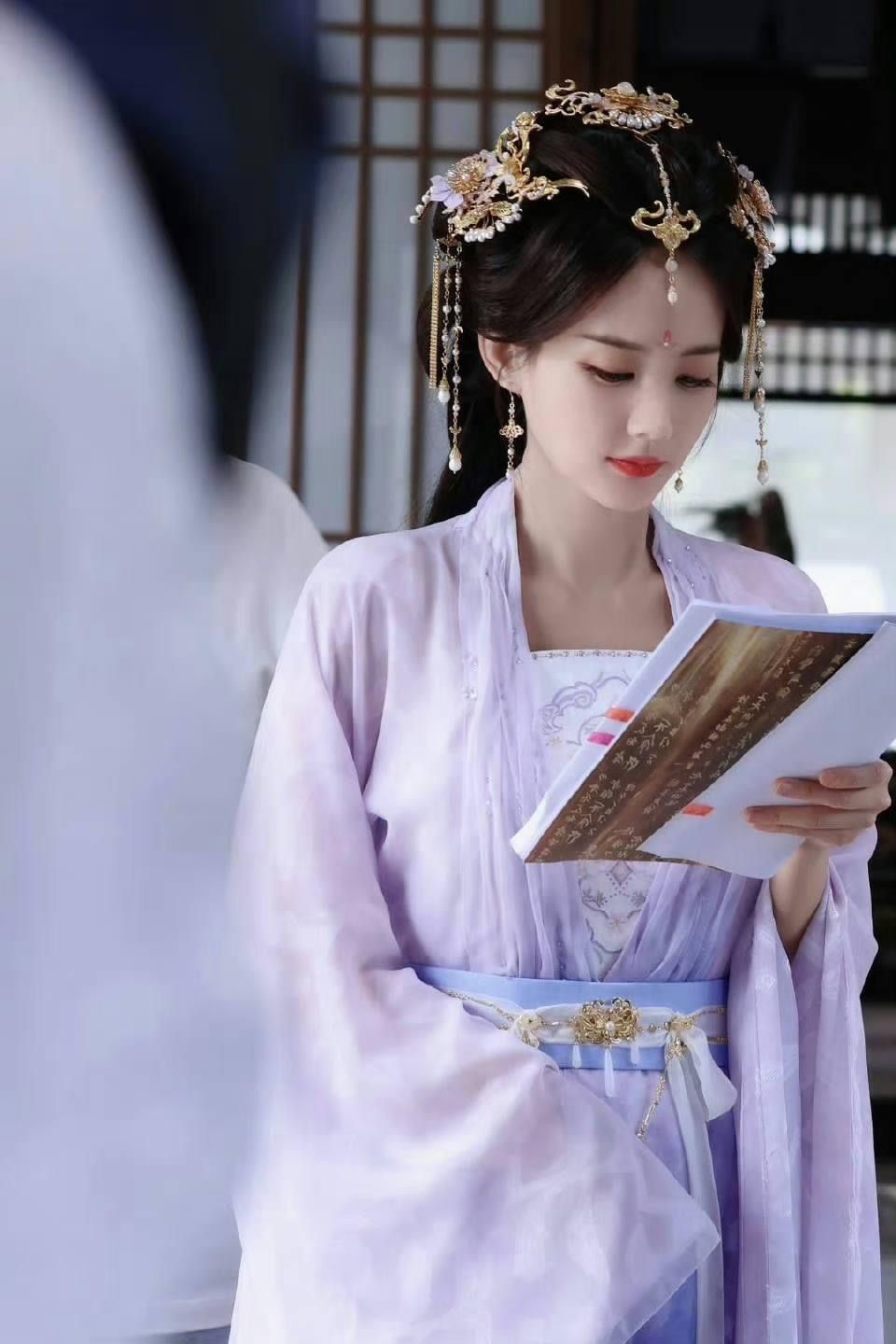 Elegant Girls Hanfu Pants Set:A Blend of Tradition and Modernity Elegant Girls Hanfu Pants Set:A Blend of Tradition and Modernity