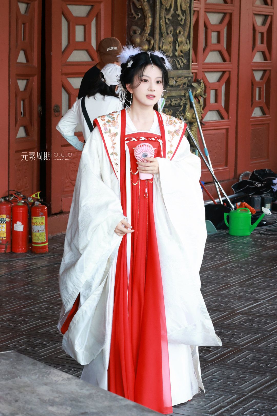 Custom-made Cheongsam:The Essence of Traditional Elegance Custom-made Cheongsam:The Essence of Traditional Elegance