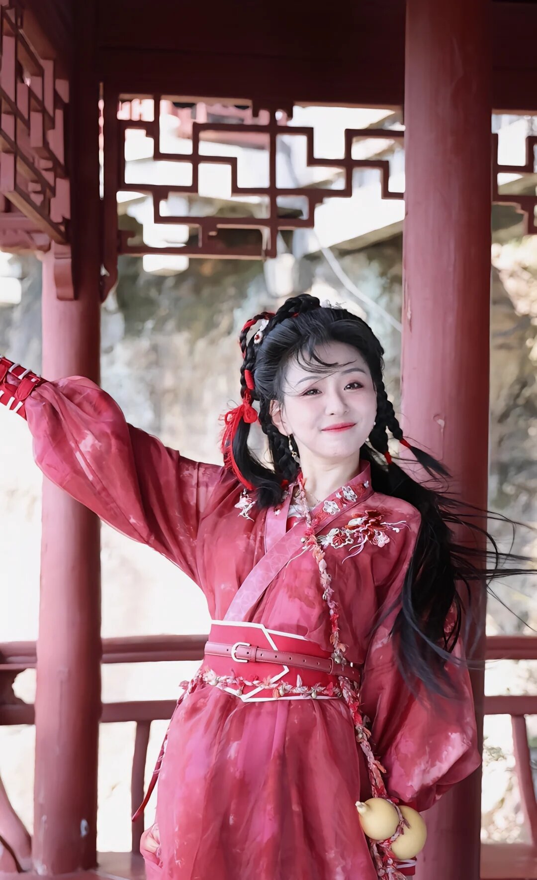 Little Girl in a Splendid Flower-Pattern Cheongsam:A Glance into Traditional Elegance