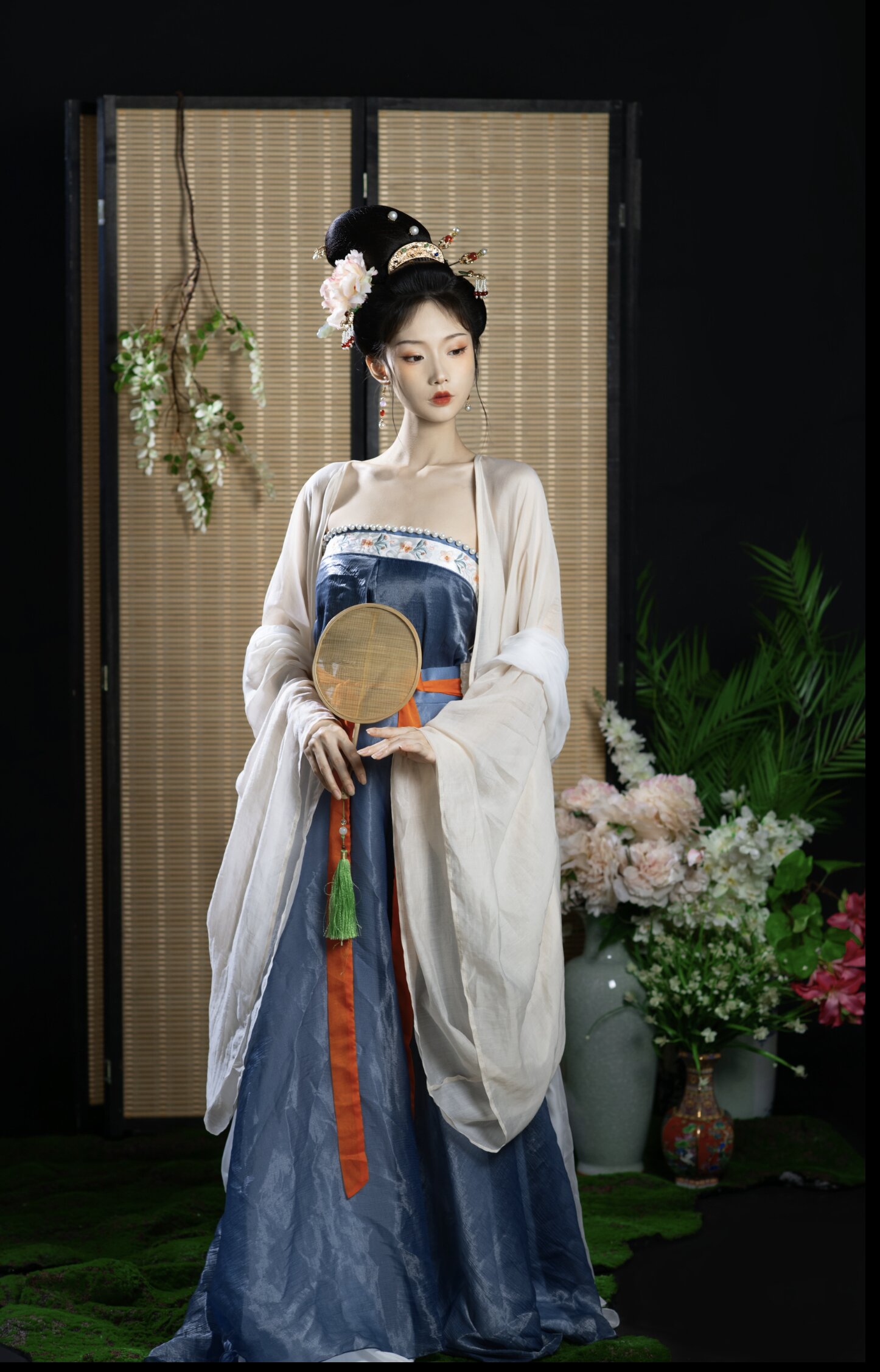 Slimming-Effect Hanfu Fashion for Women:An Enchanting Ancient Style with a Fairy-like Grace
