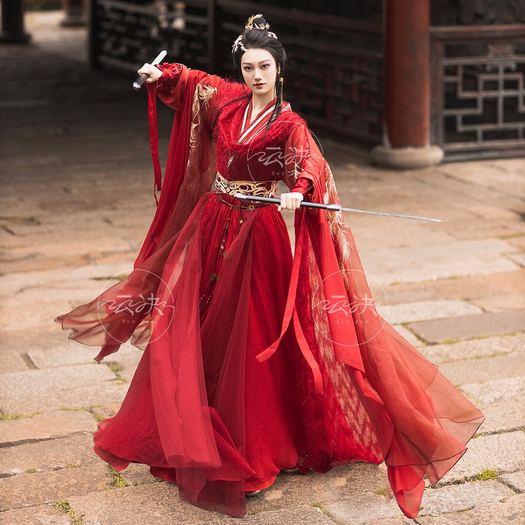 Summer Childrens Hanfu Fashion for Girls:A Closer Look into the Vibrant Traditional Styles