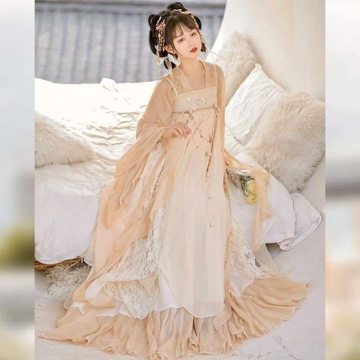 Traditional Elegance in a Modern Silk Blouse:The Allure of a Heavily Weighted Silk Suit for Women