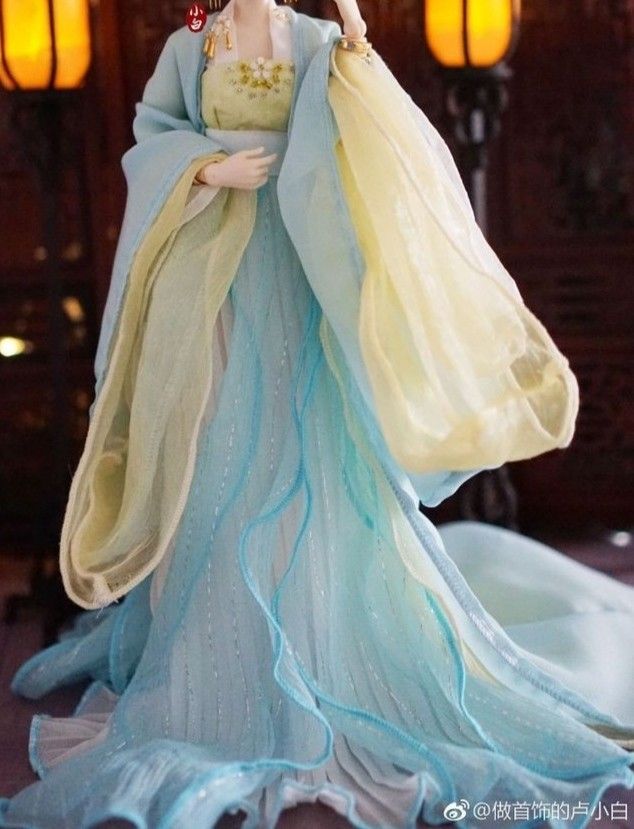 Adult Womens Hanfu Fashion:Exploring the Elegance of Traditional Chinese Costume Adult Womens Hanfu Fashion:Exploring the Elegance of Traditional Chinese Costume