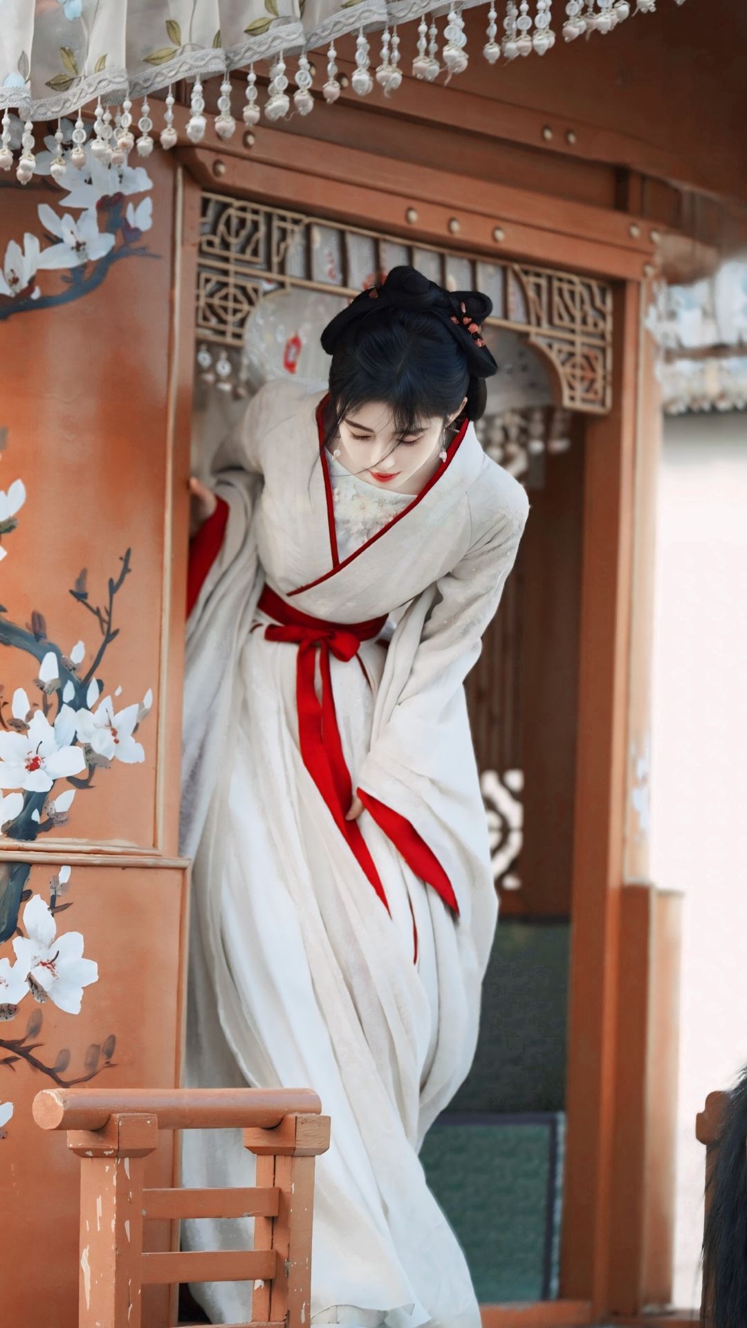 Reimagining Cheongsam Dress for Summer:Innovations in Design and Comfort