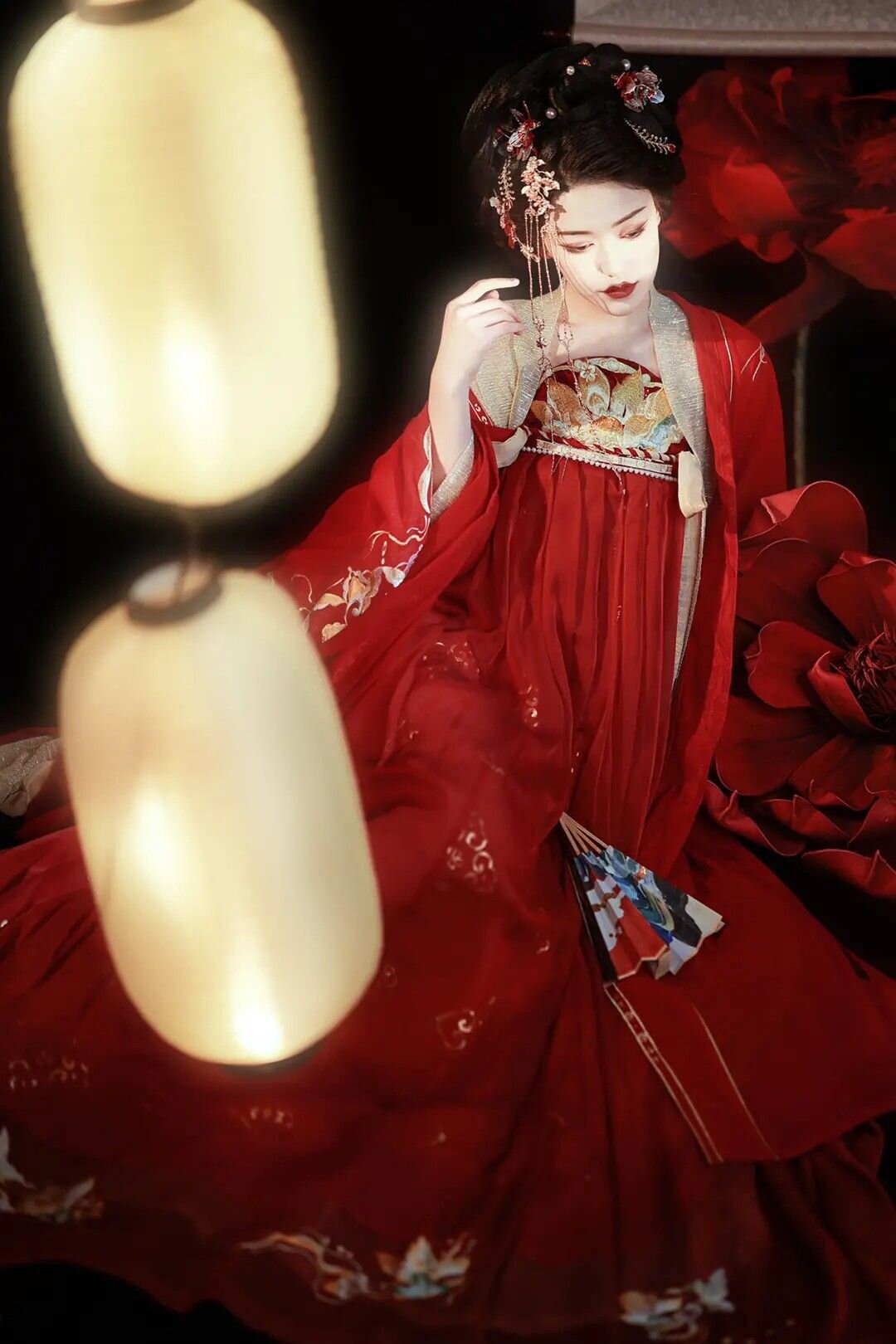 One-Piece Qipao Pattern:Design and Construction of a Traditional Chinese Clothing One-Piece Qipao Pattern:Design and Construction of a Traditional Chinese Clothing