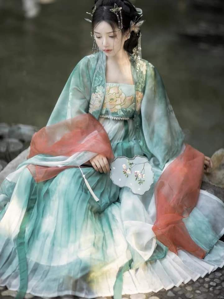 Summer Fashion Trends in Hanfu Shoes:Comfort and Style in Harmony