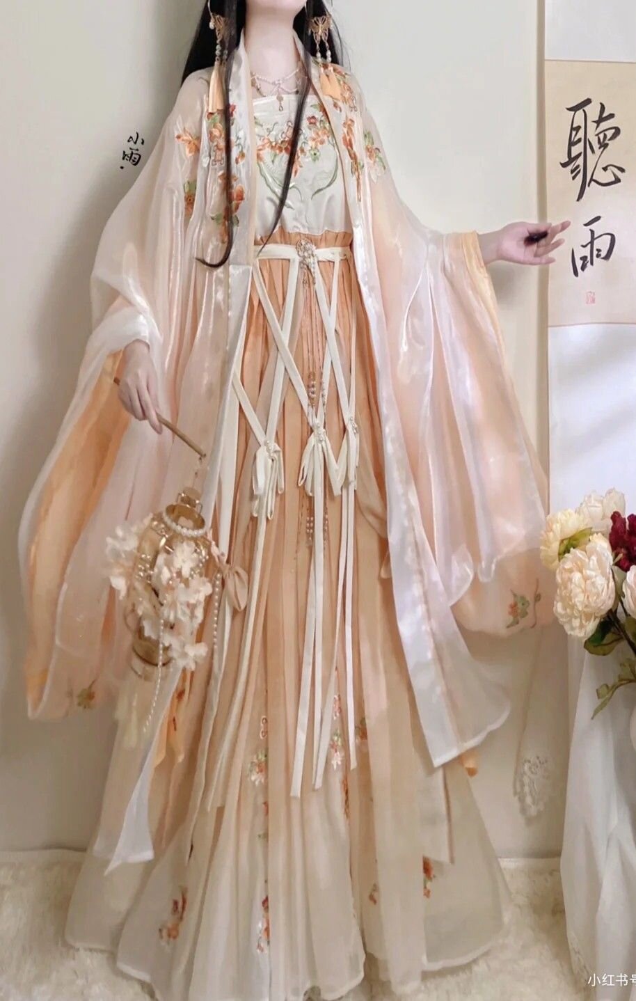 The Elegance of Silk Cheongsam Skirts Embracing the Quality and Tradition of Silk