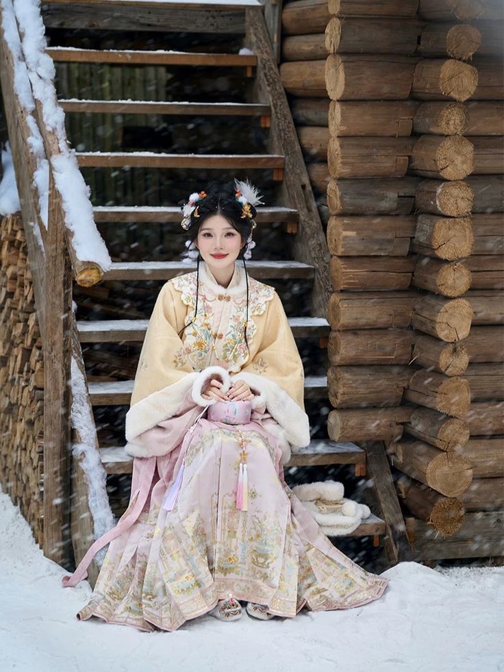 Custom Qipao in Suzhou:A Blend of Tradition and Modernity Custom Qipao in Suzhou:A Blend of Tradition and Modernity