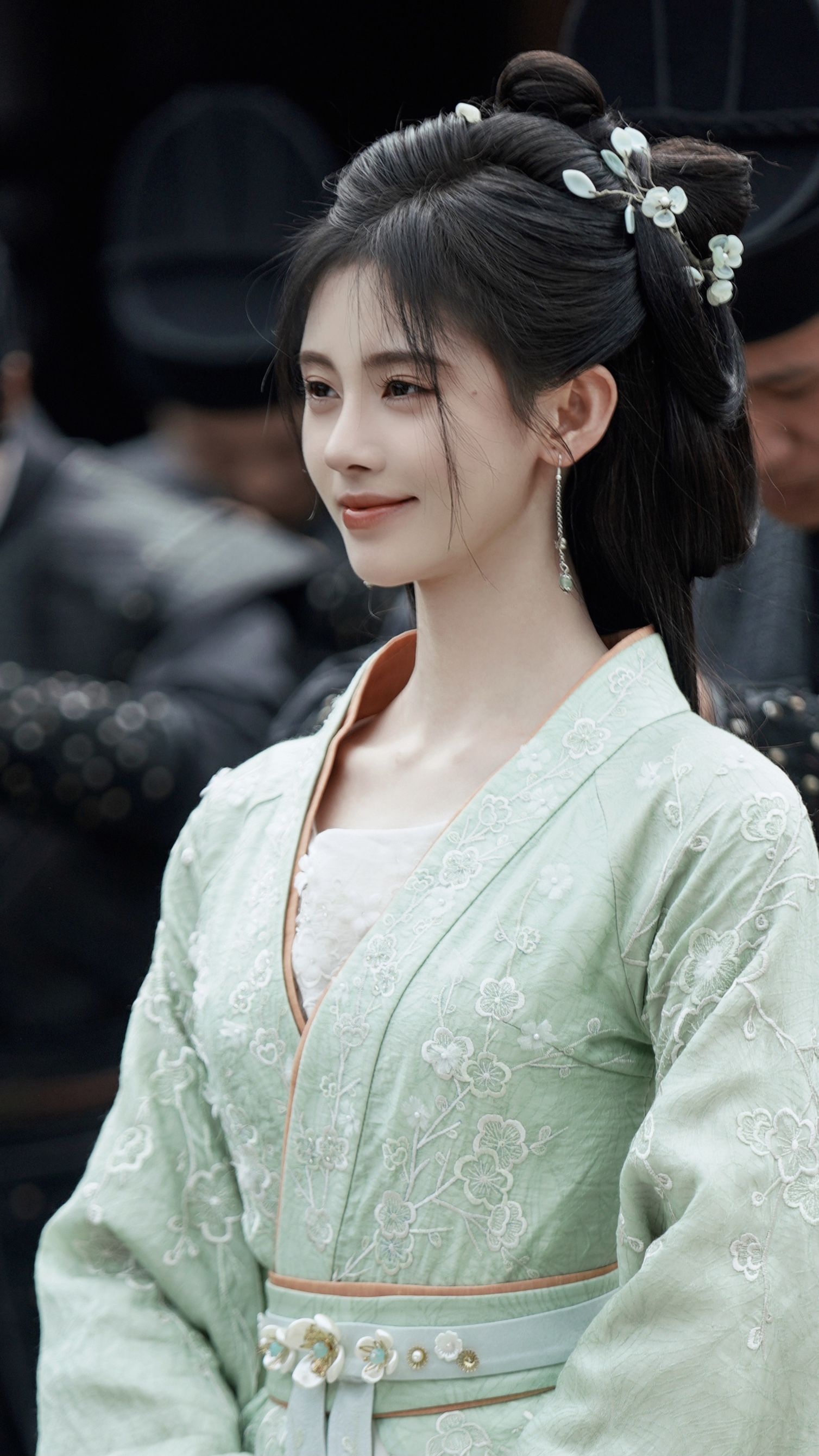 The Red Cheongsam Bride:A Symbol of Elegance and Tradition The Red Cheongsam Bride:A Symbol of Elegance and Tradition