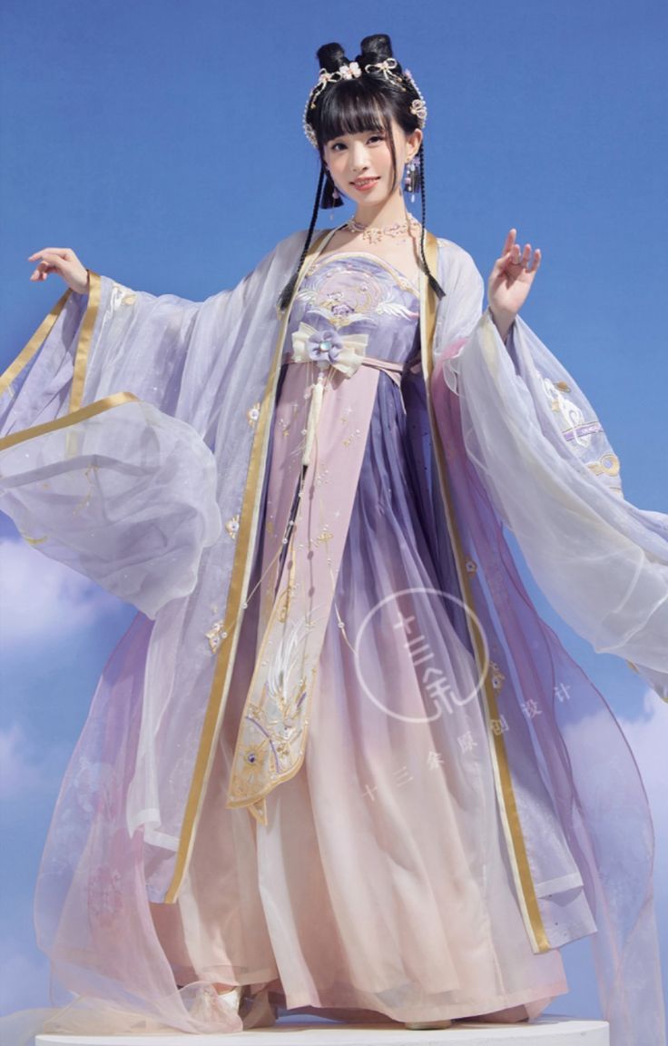 Luxury Brand Qipao:The Elegance of High-End Chinese Traditional Clothing
