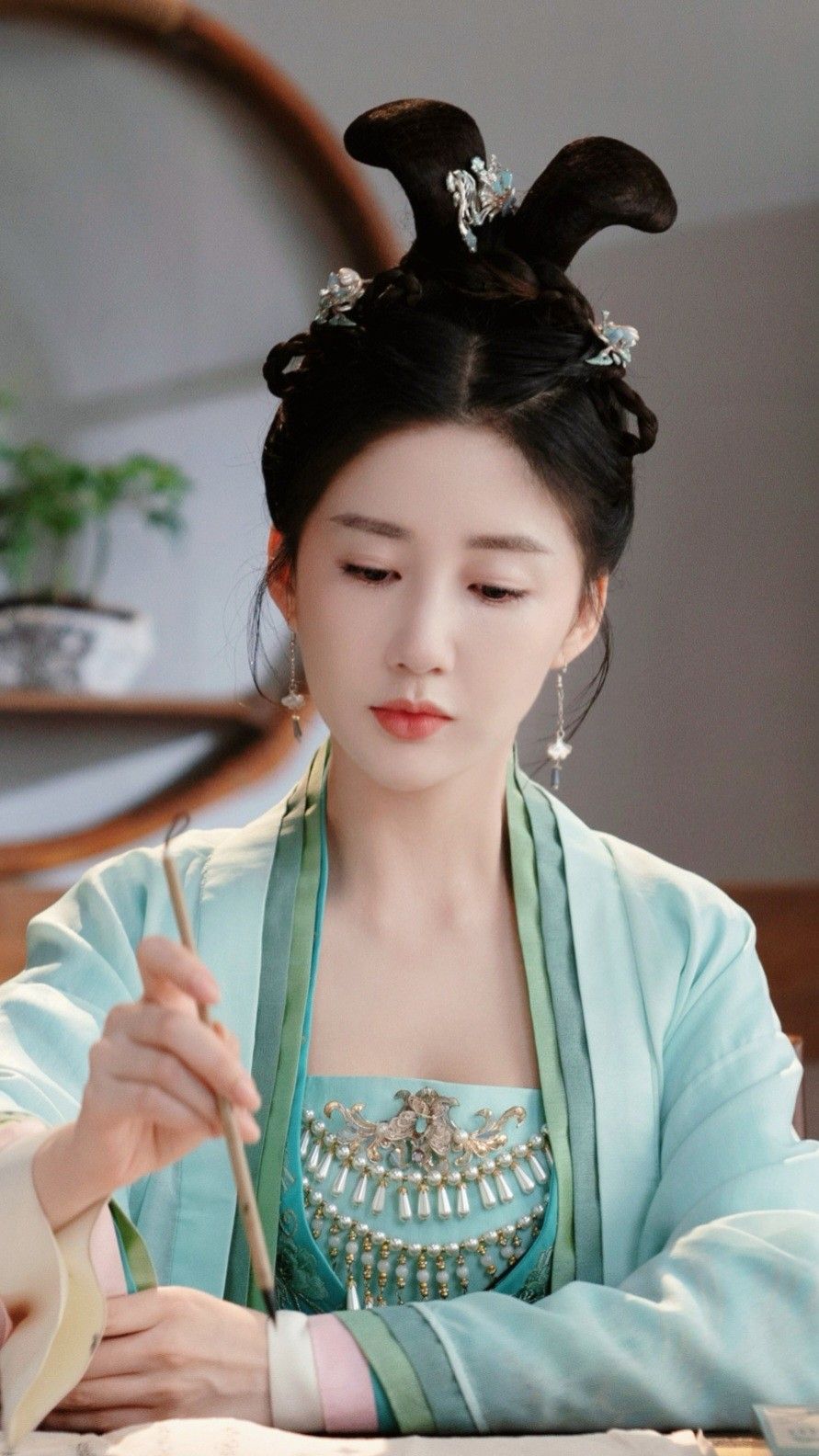 The Allure of ES MODISH Cheongsam:A Blend of Tradition and Modernity The Allure of ES MODISH Cheongsam:A Blend of Tradition and Modernity
