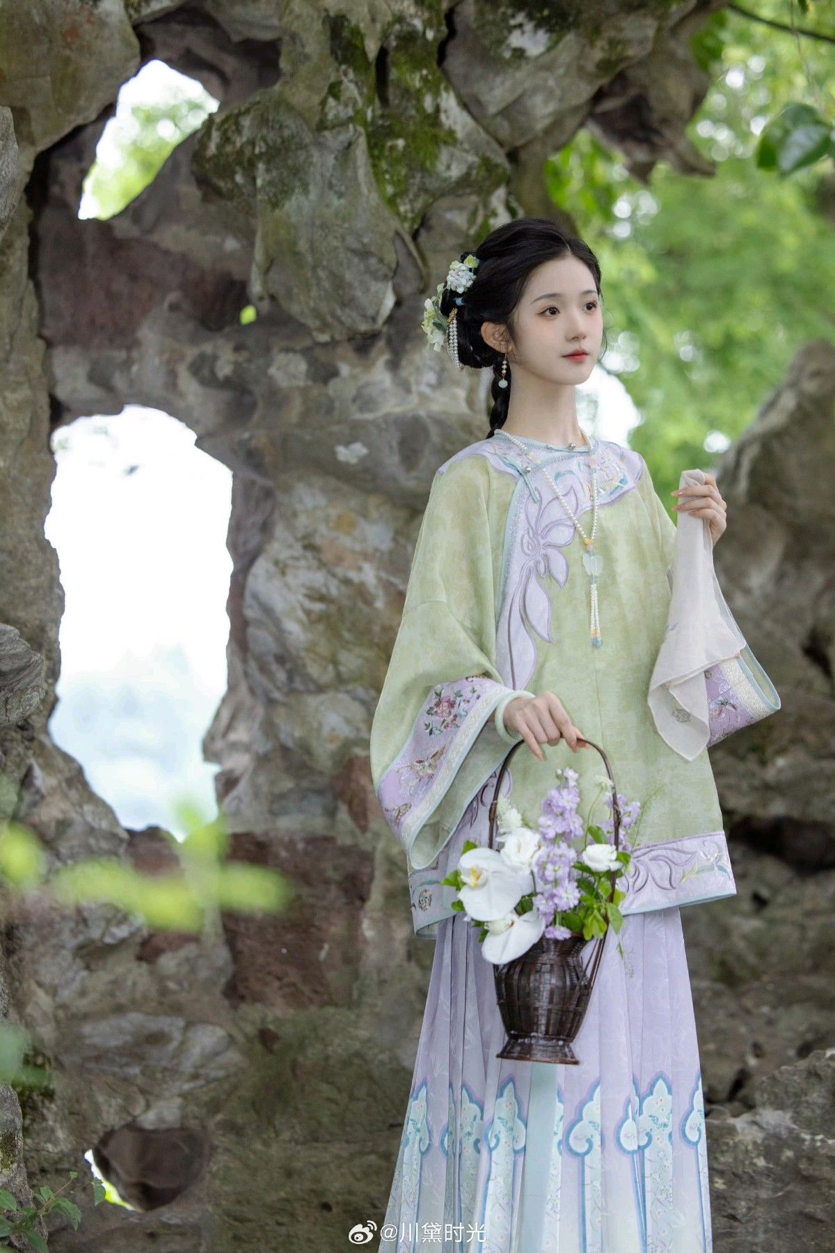 Embracing Traditional Chinese Elegance:The Journey of Original Hanfu Clothing