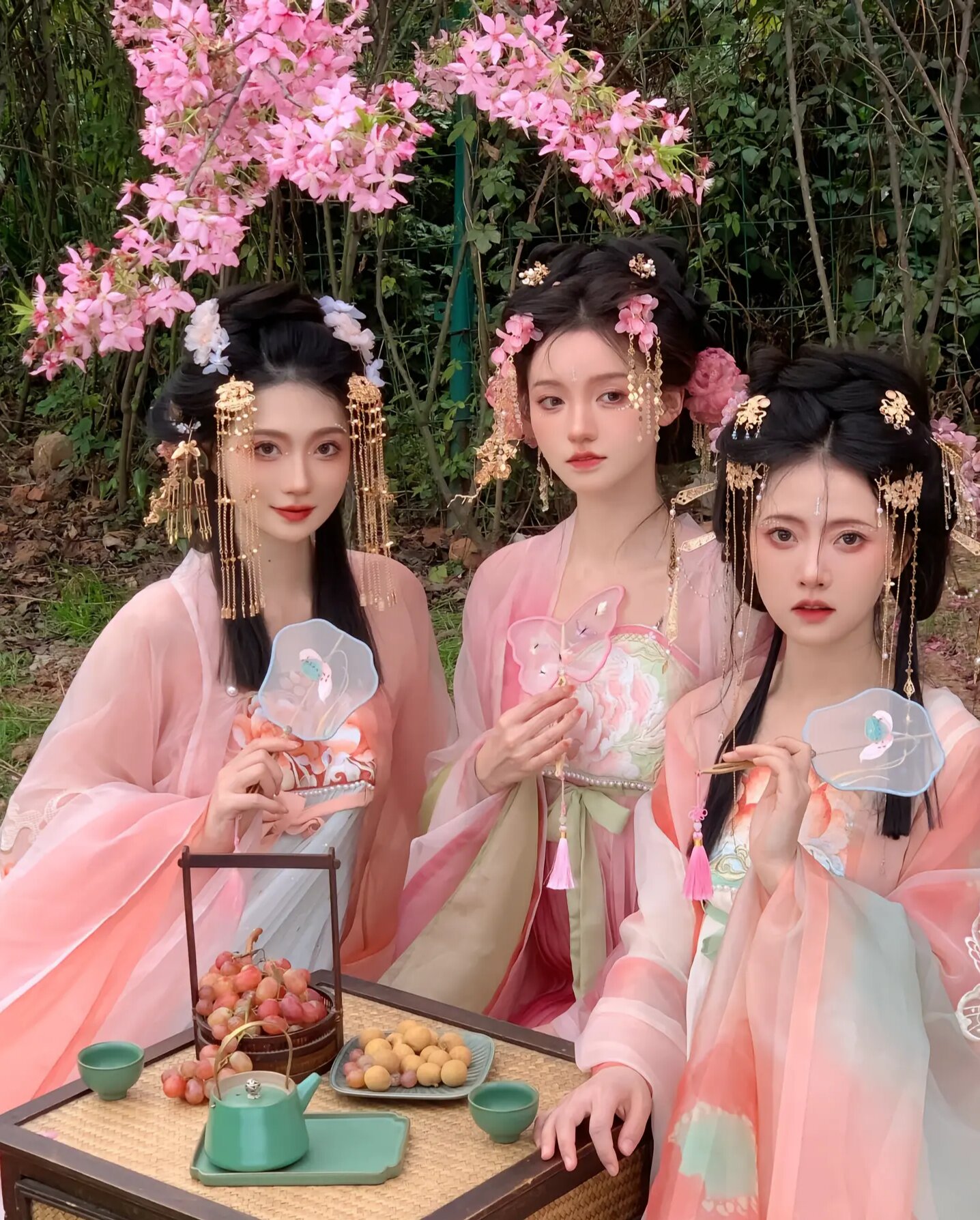 Summer Hanfu Fashion:The Modern Evolution of Traditional Chinese Clothing Summer Hanfu Fashion:The Modern Evolution of Traditional Chinese Clothing