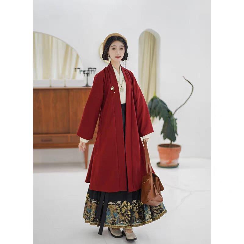Elegant Womens Hanfu Set with Skirt:A Journey into Traditional Chinese Beauty