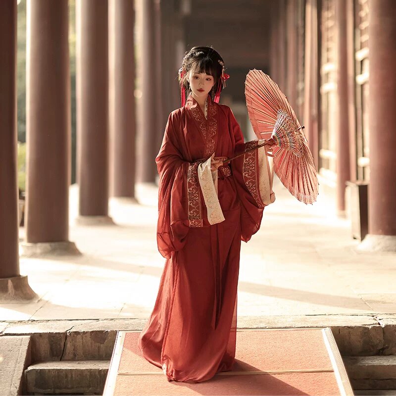 The Splendor of Tang Book and the Green Cheongsam of Han Flag The Splendor of Tang Book and the Green Cheongsam of Han Flag