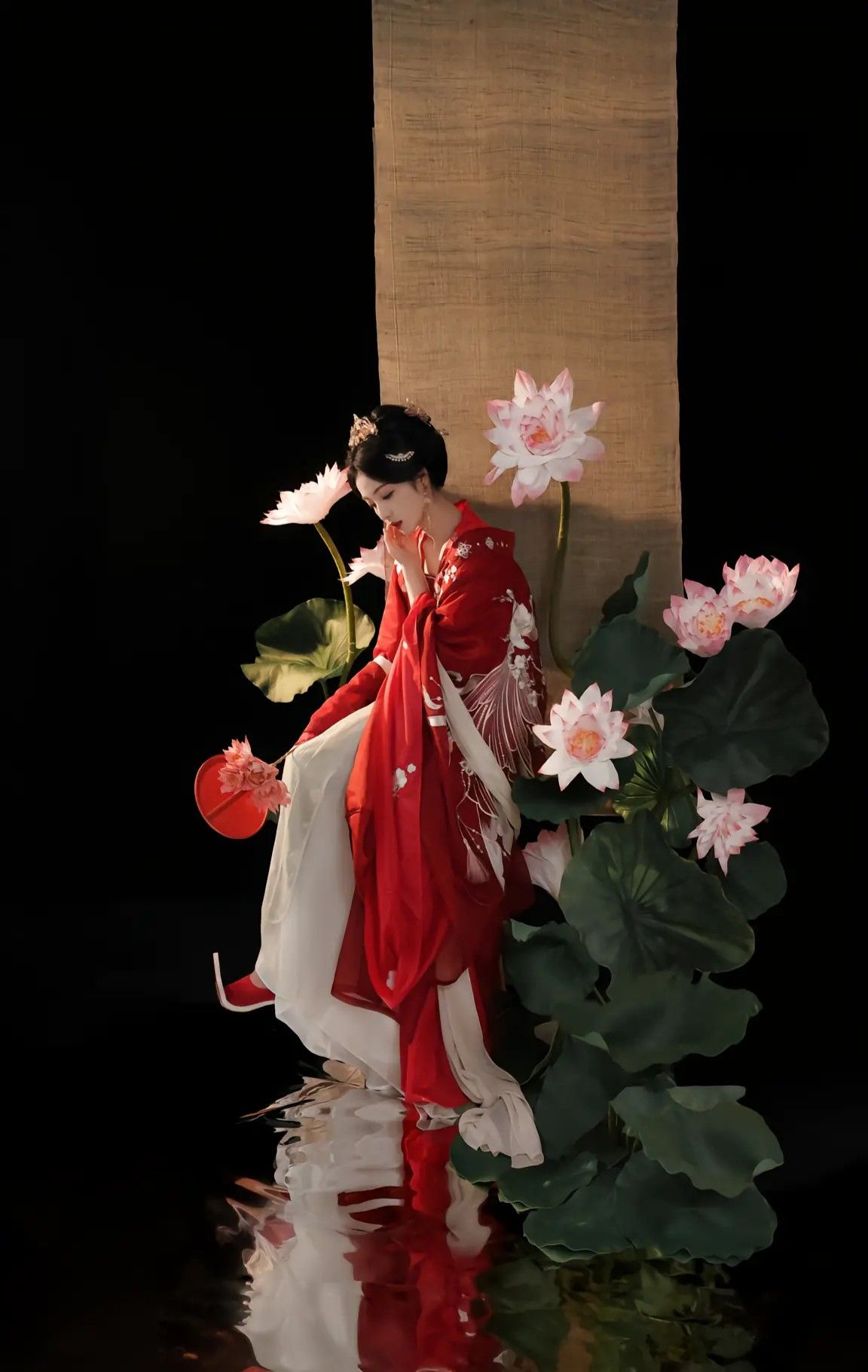 The Enchantment of Traditional Chinese Womens Belt in Hanfu Costumes The Enchantment of Traditional Chinese Womens Belt in Hanfu Costumes
