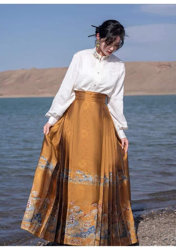 New Year Celebration:Childrens Hanfu Fashion Soars with Tradition and Joy