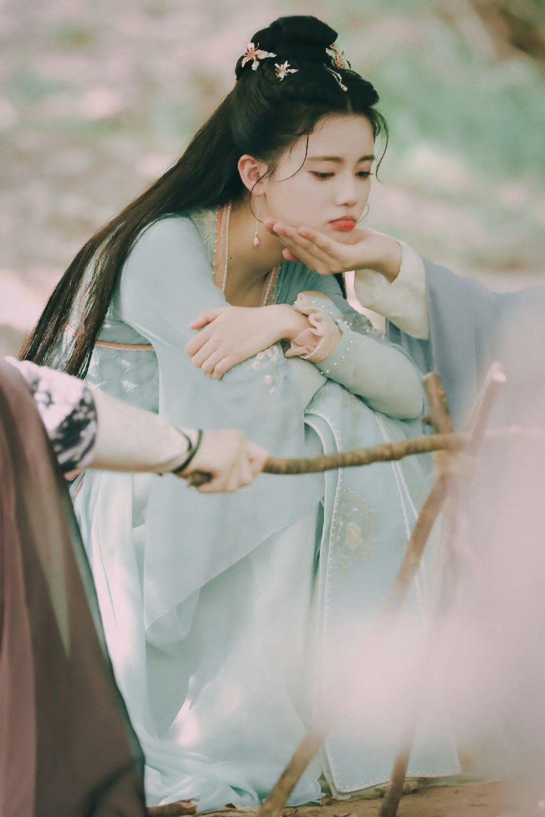 The Evolution of Traditional Hair Accessories in Hanfu Fashion