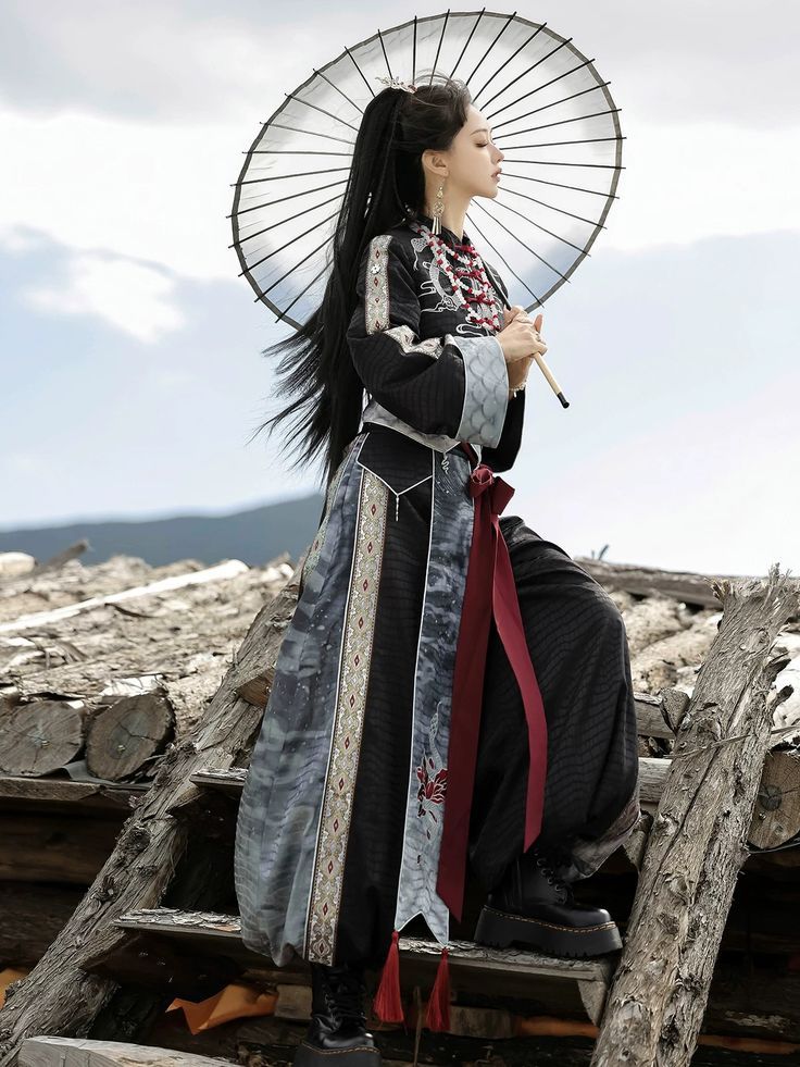 The Revival of the Hooded Hanfu in Summer:A Blend of Traditional Elegance and Modern Comfort The Revival of the Hooded Hanfu in Summer:A Blend of Traditional Elegance and Modern Comfort