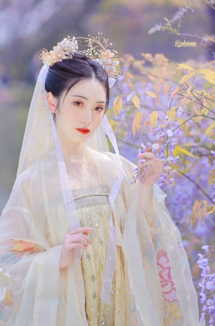 The Enchantment of a Pastel Purple Cheongsam