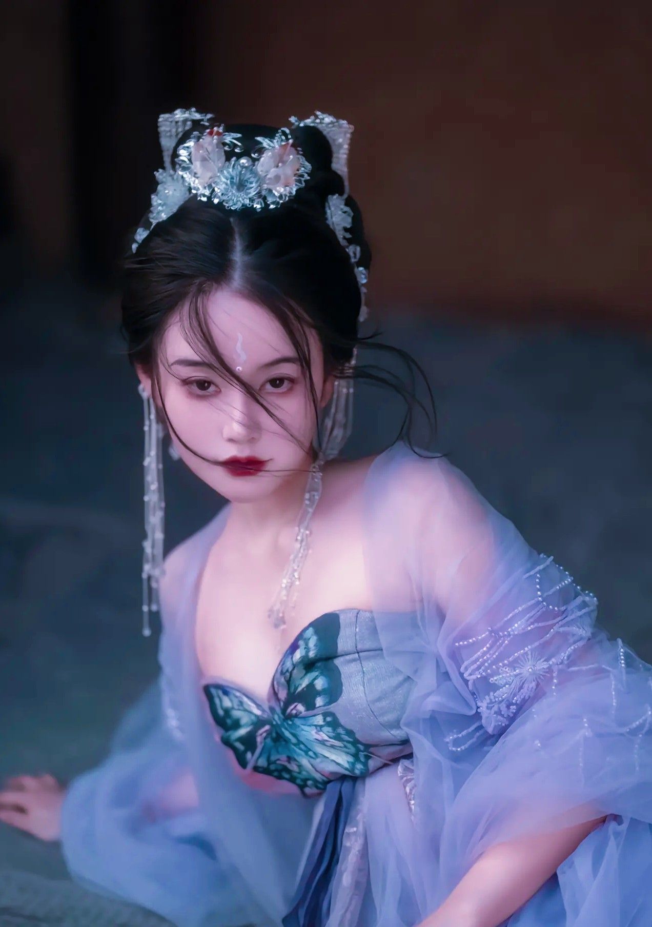 Chinese Summer Vogue:Womens Tang-Style Clothing and Hanfu Fashion