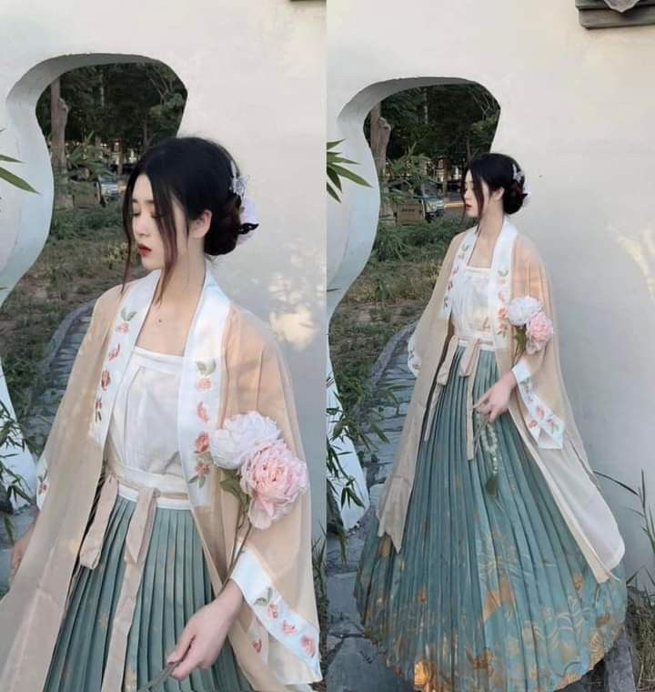 Traditional Hanfu Wedding Gowns:Splendor of Phoenix Headdress and Brilliant Cloud Robes