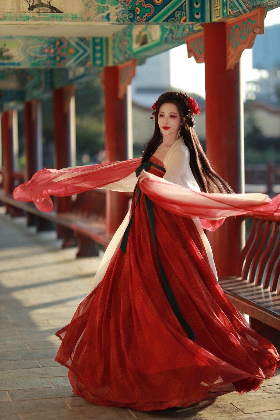 Little Girl in Tang-Style Hanfu Costume A Summer of 6 Years Old Little Girl in Tang-Style Hanfu Costume A Summer of 6 Years Old