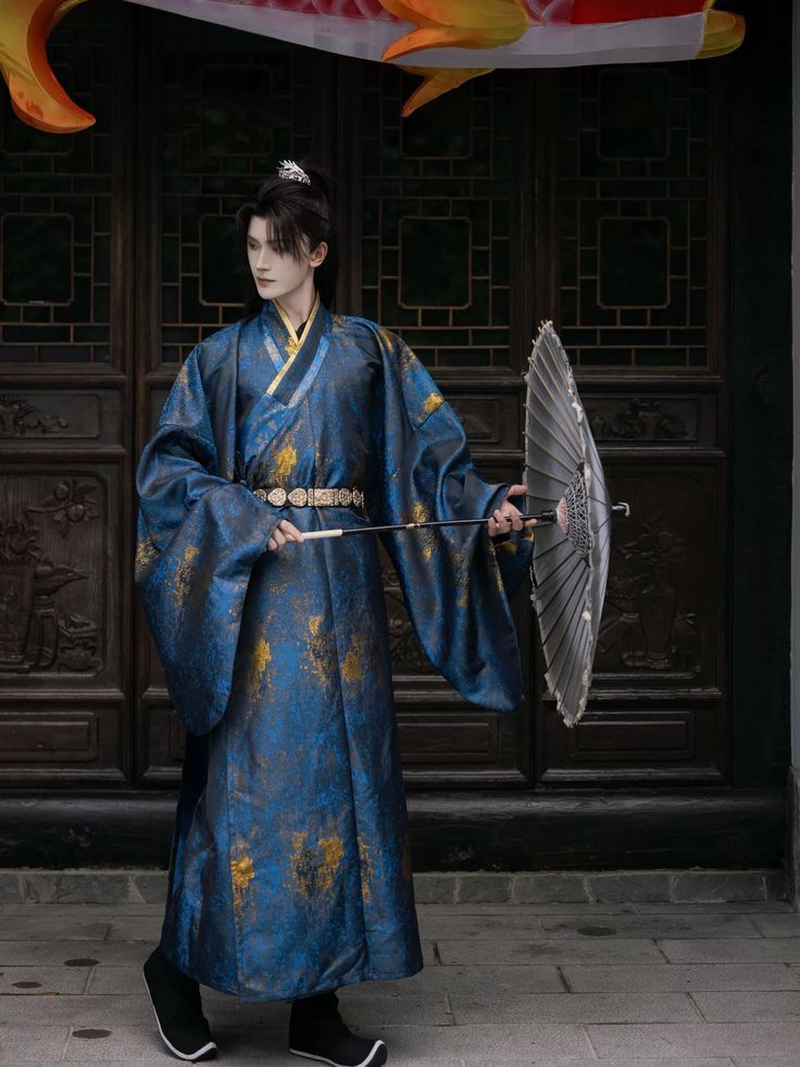 Ethereal Beauty of the Cross-Collared Hanfu for Women Ethereal Beauty of the Cross-Collared Hanfu for Women