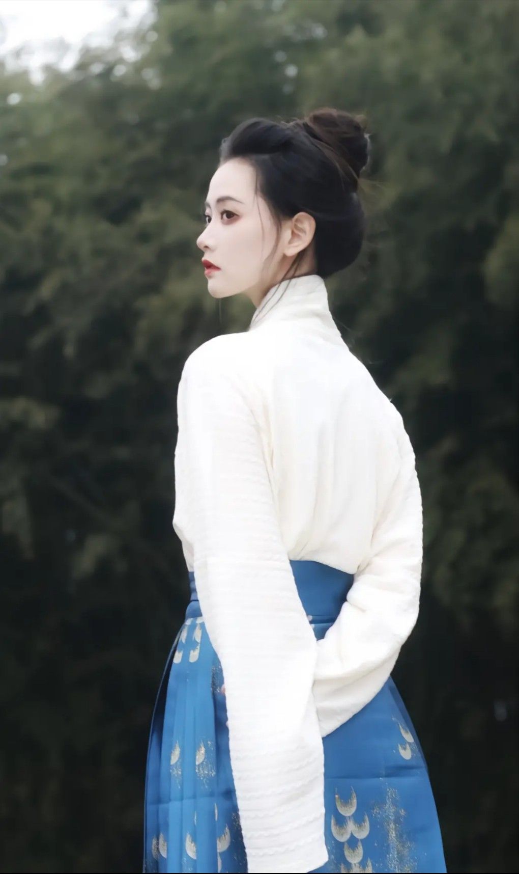 Summer Fashion:The Delightful Lightness of Hanfu Chinese Traditional Clothing) Summer Fashion:The Delightful Lightness of Hanfu Chinese Traditional Clothing)