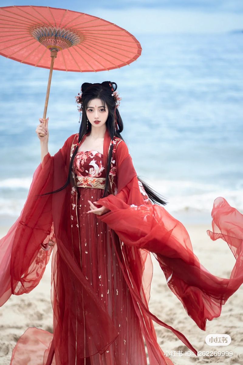 Childrens Qiao Ren Lei Hanfu Costume:The Story of Authenticity and Cultural Continuity Childrens Qiao Ren Lei Hanfu Costume:The Story of Authenticity and Cultural Continuity