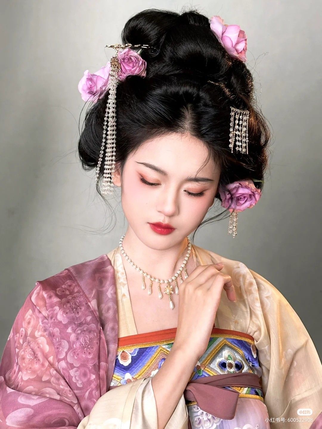 Red Tang Suit Jacket for Women in Winter:A Fashion Statement with Cultural Significance