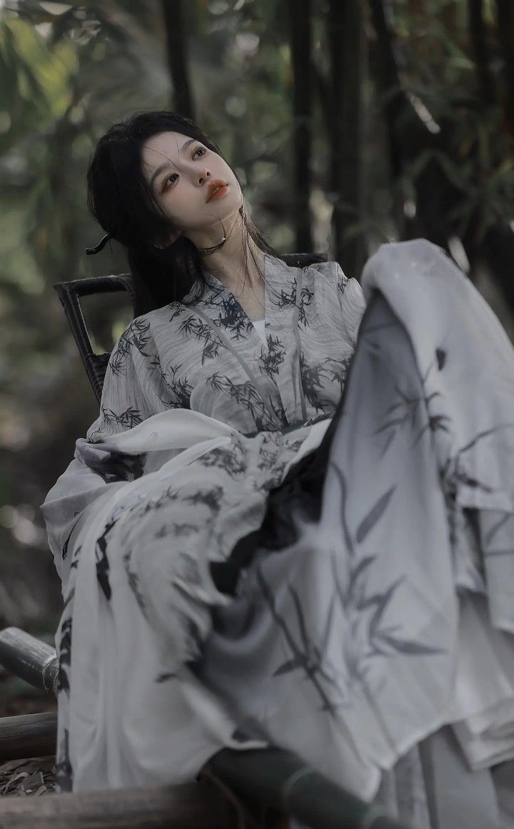 The Elegance of an 11-Year-Old Girls Hanfu Skirt