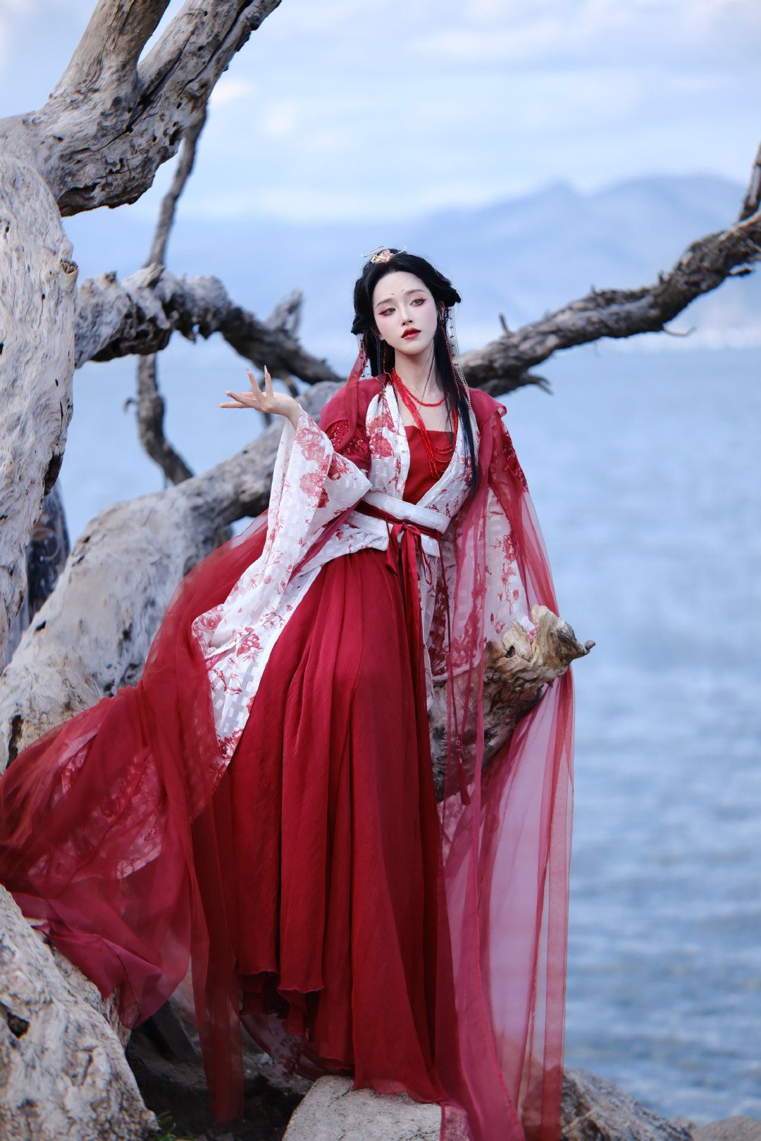 Splendor of Hanfu Hair Accessories:The Magnificent Hair Crown