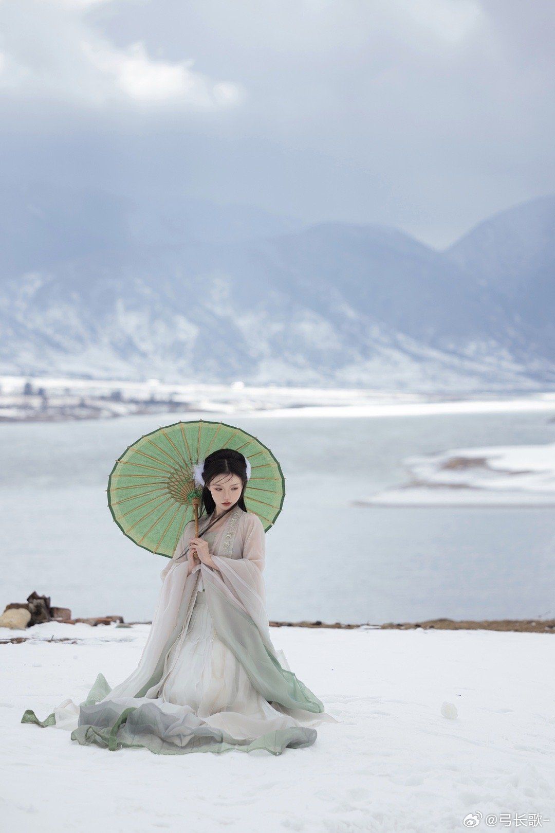Traditional Tang-Style Dress:The Allure of a Spring-Autumn Elegance