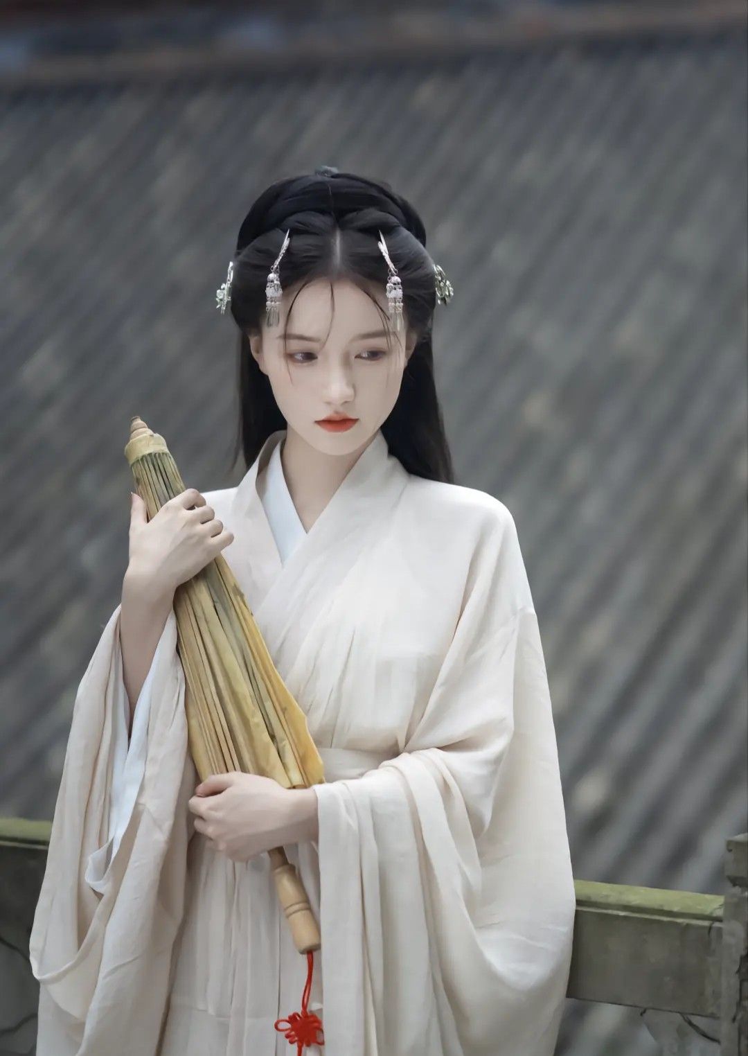 Large Size Hanfu Costumes for Girl Children:Embracing the Traditional Beauty in Modern Comfort
