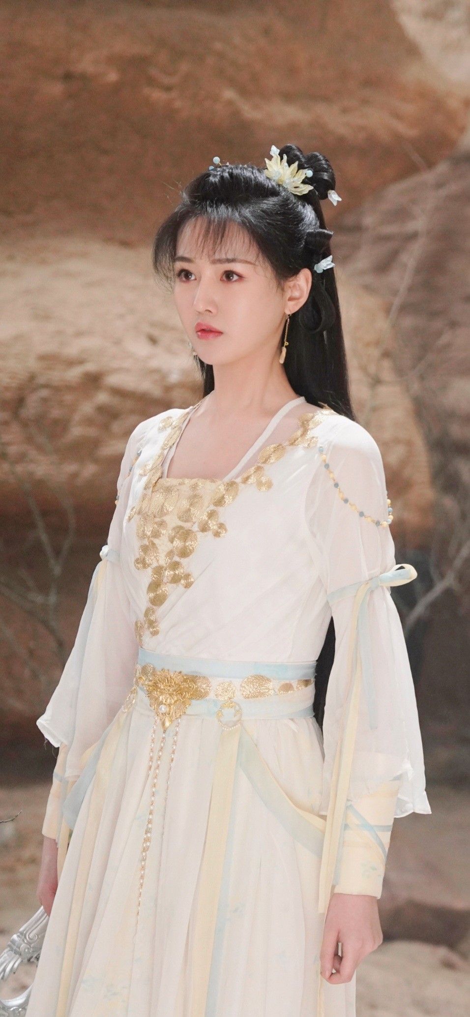 The Rise of Hanfu Academy Style:Exploring the Fusion of Traditional Elegance and Modern Learning The Rise of Hanfu Academy Style:Exploring the Fusion of Traditional Elegance and Modern Learning