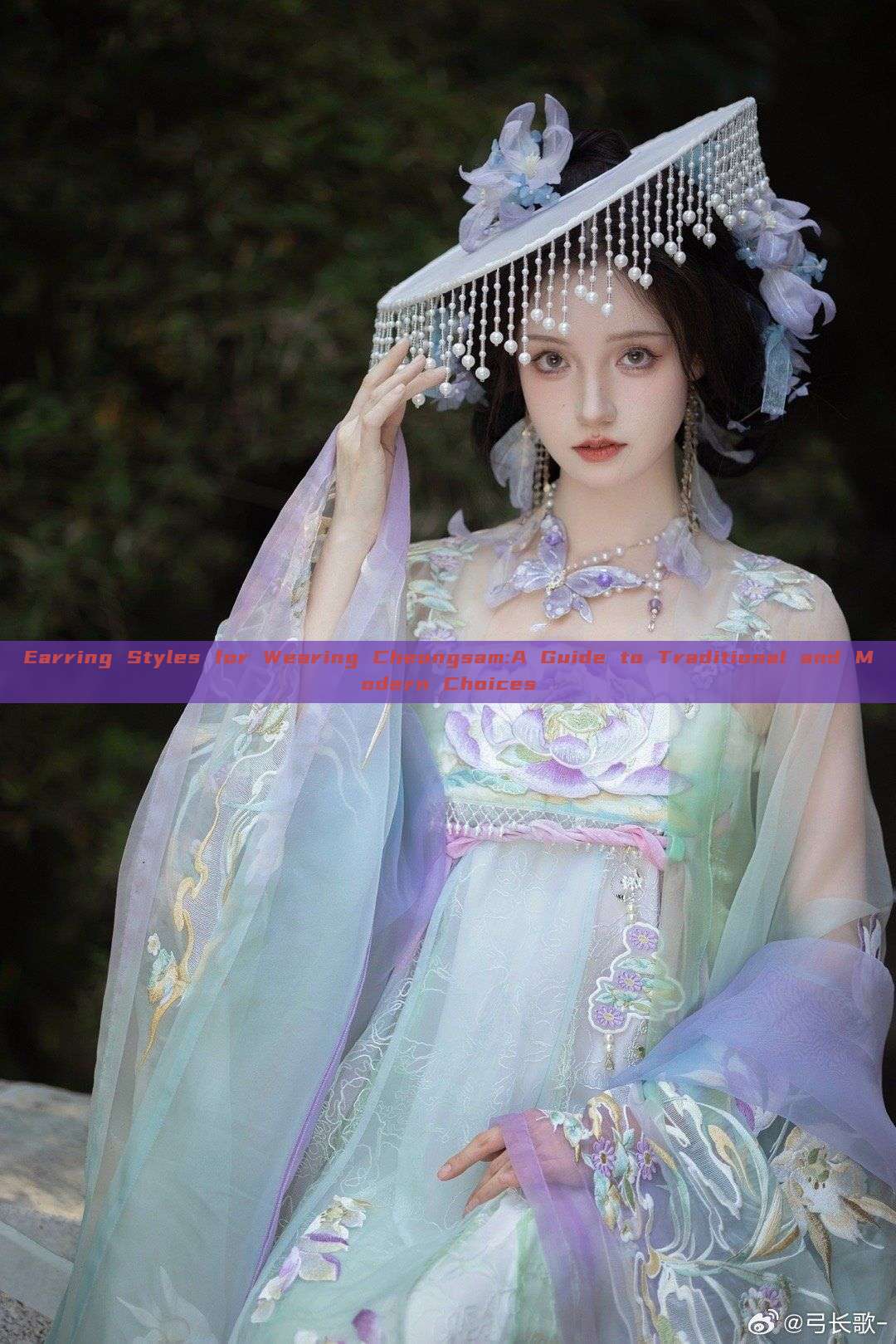 Earring Styles for Wearing Cheongsam:A Guide to Traditional and Modern Choices