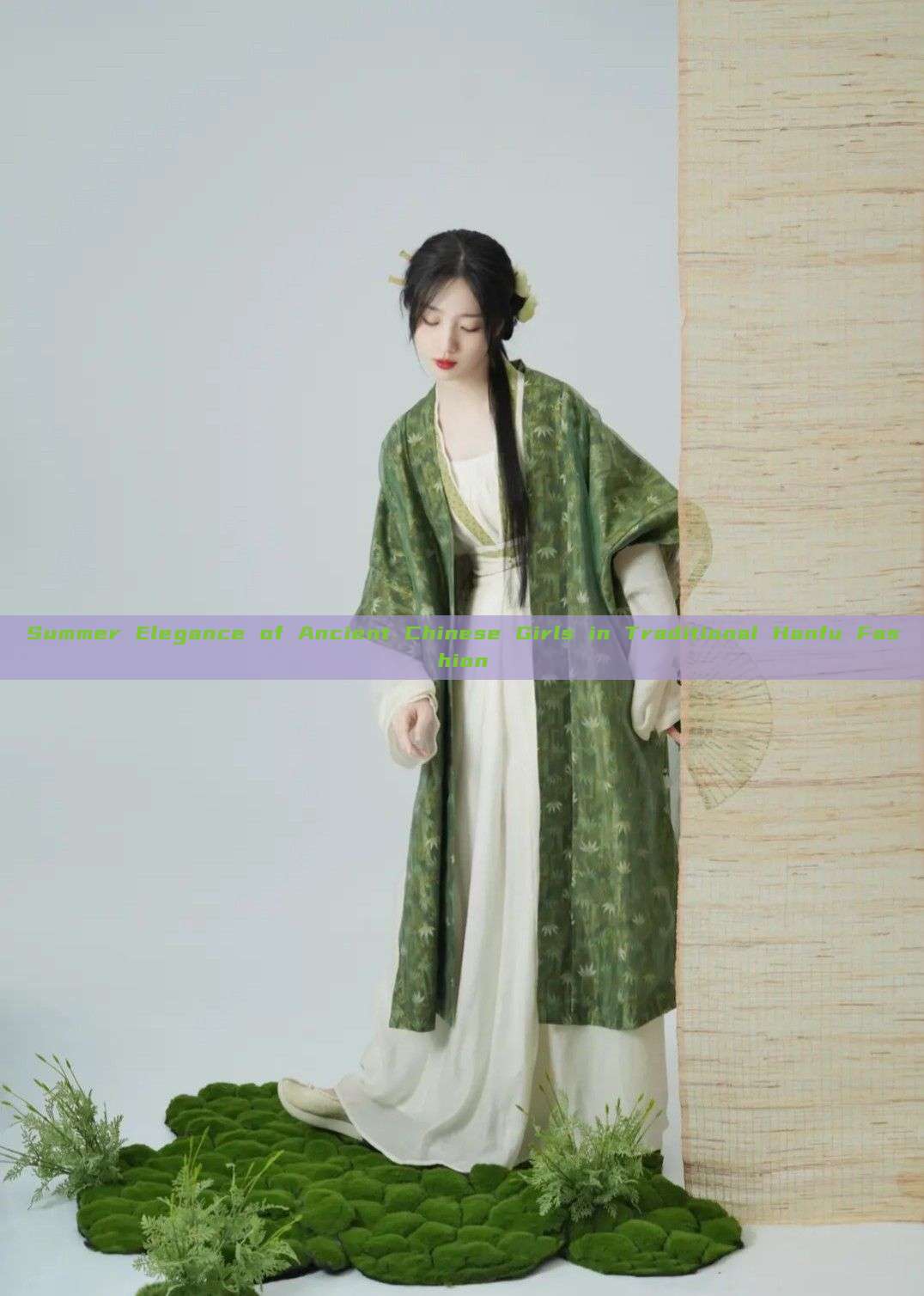 Summer Elegance of Ancient Chinese Girls in Traditional Hanfu Fashion Summer Elegance of Ancient Chinese Girls in Traditional Hanfu Fashion