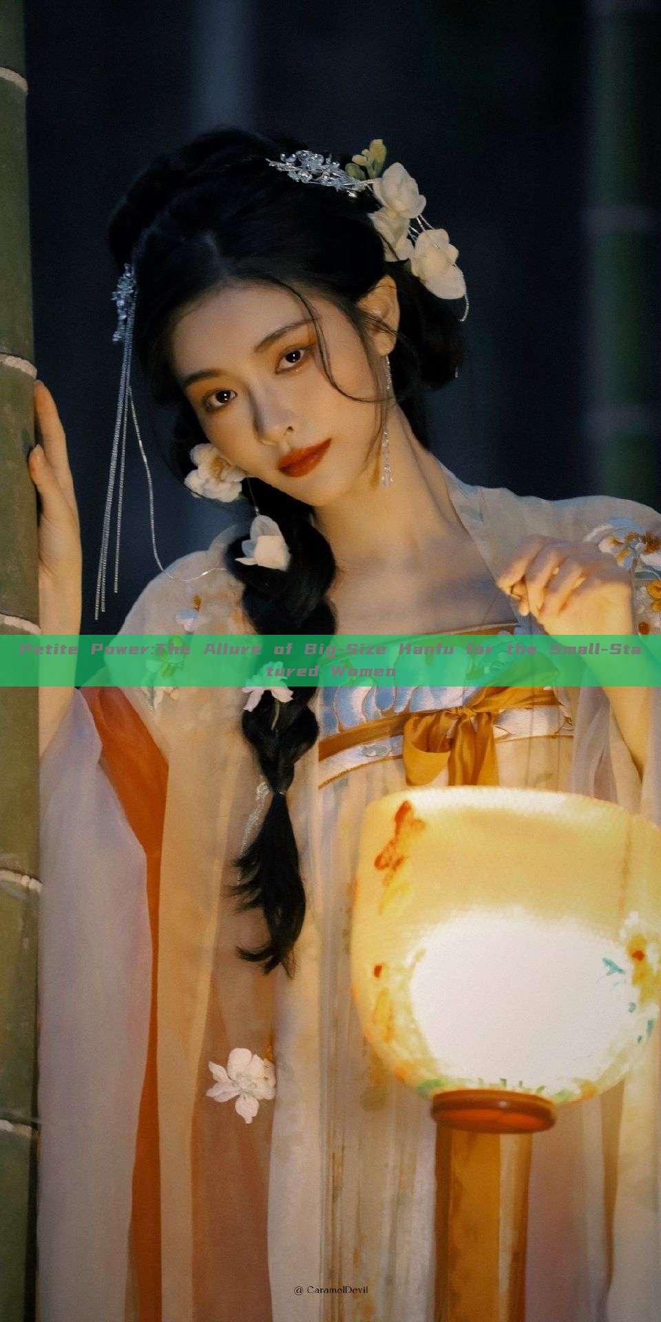 Petite Power:The Allure of Big-Size Hanfu for the Small-Statured Women Petite Power:The Allure of Big-Size Hanfu for the Small-Statured Women